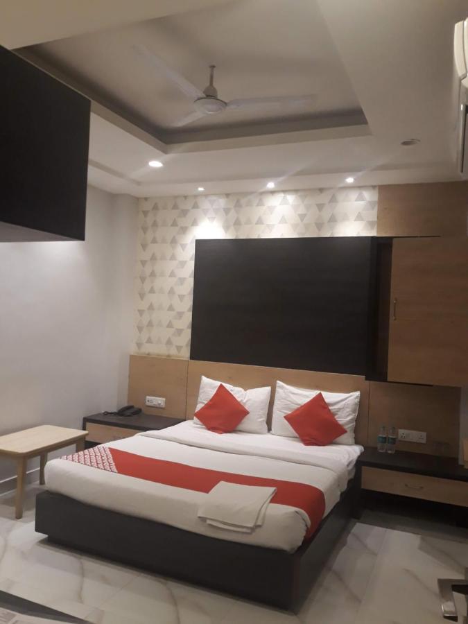 Hotel Megha Inn Lucknow Eksteriør billede