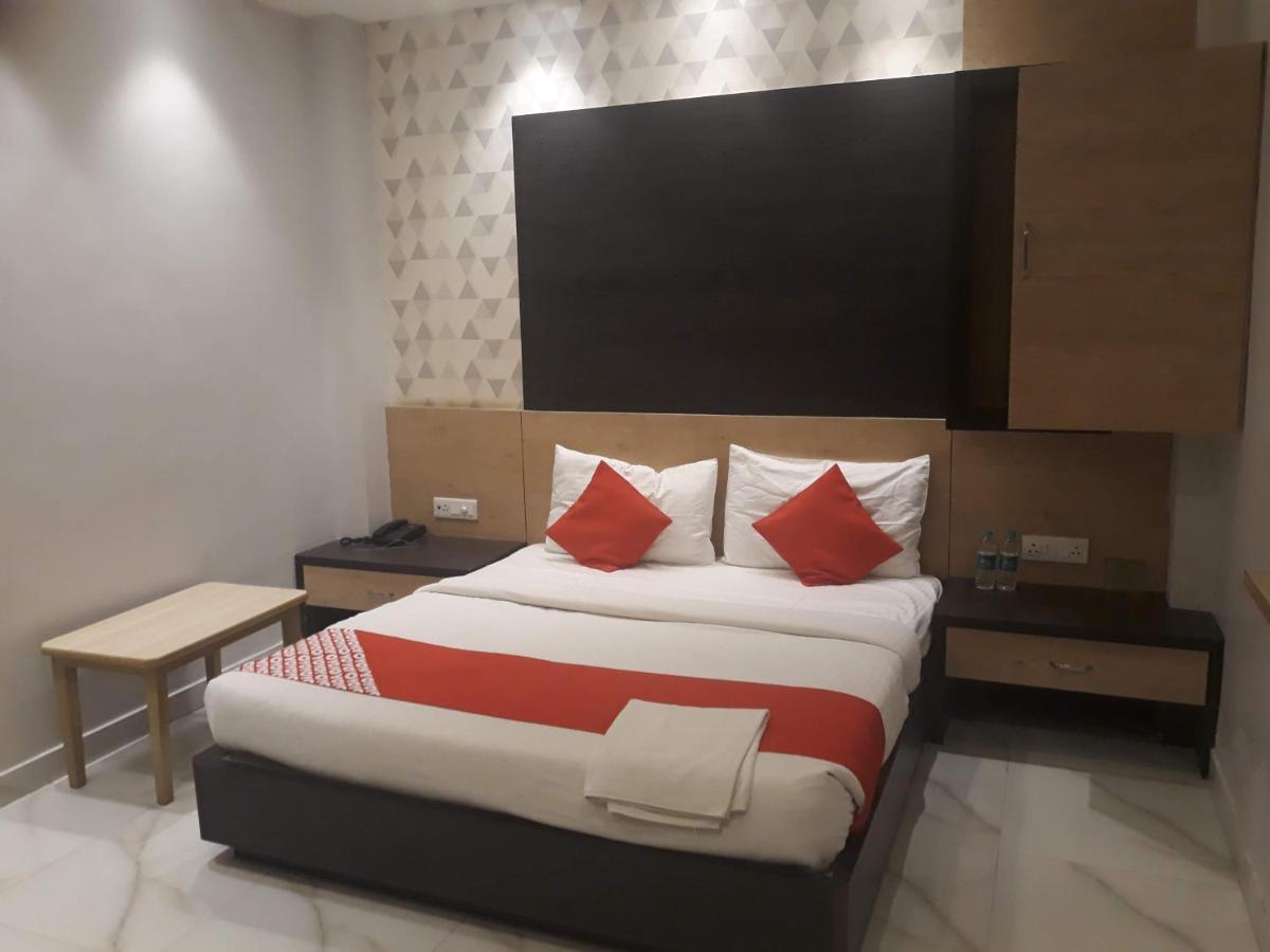 Hotel Megha Inn Lucknow Eksteriør billede
